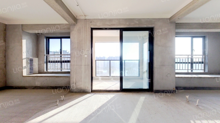 河风雅苑二手房实景图