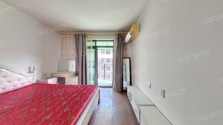 平凡里公寓二手房实景图