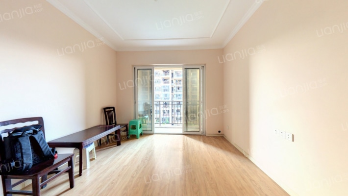 首成鼎尚名都二手房实景图