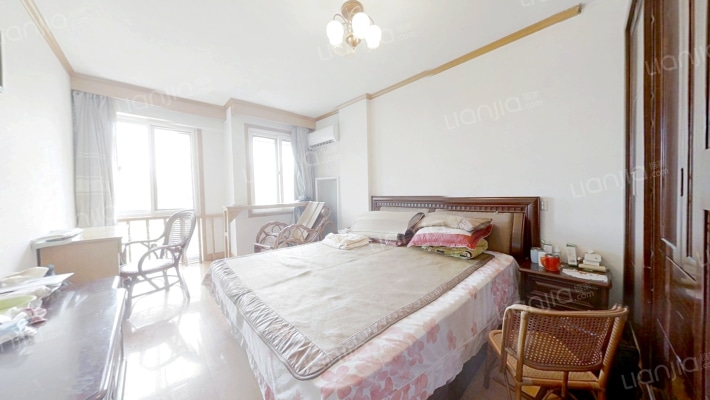 百新大厦二手房实景图