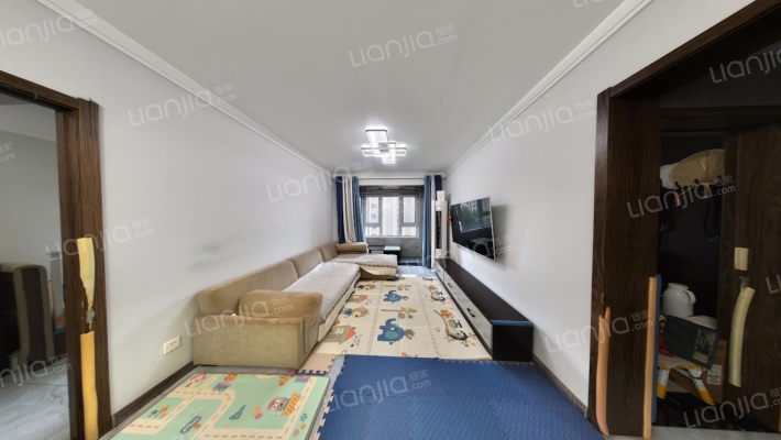 世茂璀璨公园二手房实景图