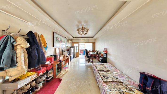 东方小区综合楼二手房实景图