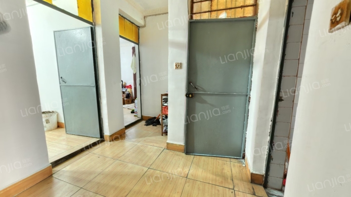 葛羊路1号二手房实景图