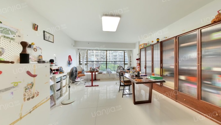 中海月朗苑二手房实景图