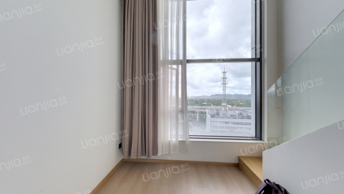 万邦中心二手房实景图