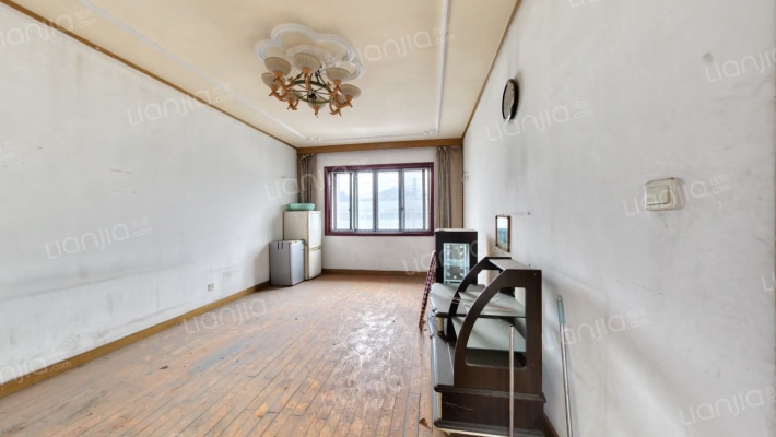 六十九中集资房二手房实景图