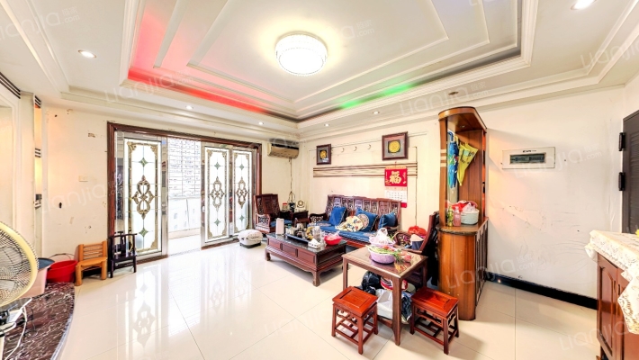 盈翠嘉园二手房实景图