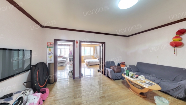 工程小区二手房实景图