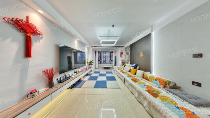 金辉世界城B区二手房实景图