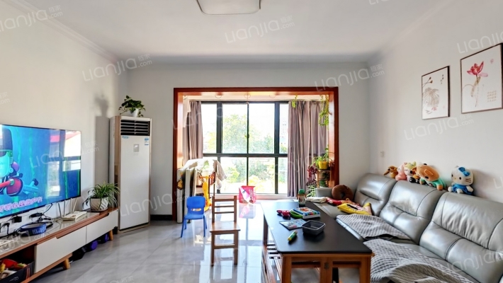 田园牧歌二手房实景图