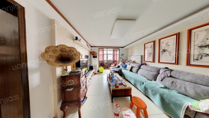 一品家园二手房实景图