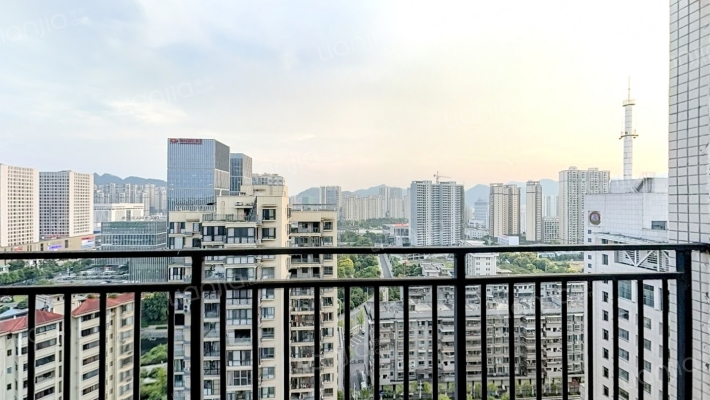 德馨嘉园二手房实景图