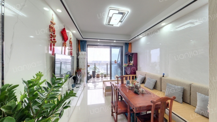 龙光玖龙郡二手房实景图