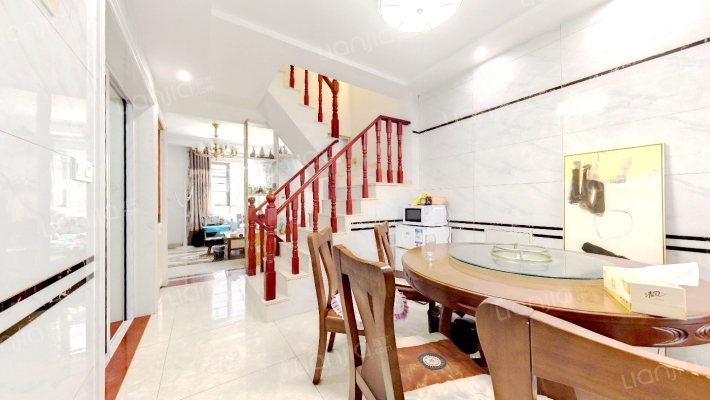 绿地金山名邸（别墅）二手房实景图