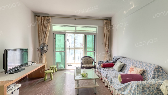 华宝雅苑二手房实景图