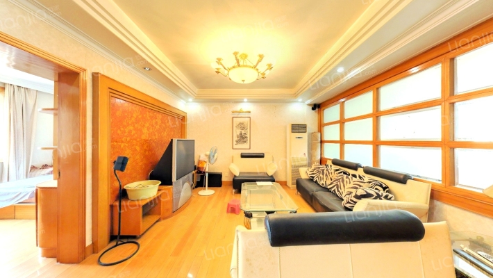 中建小区二手房实景图