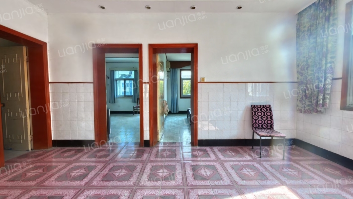 东方路二手房实景图