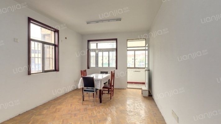 居民新村二手房实景图