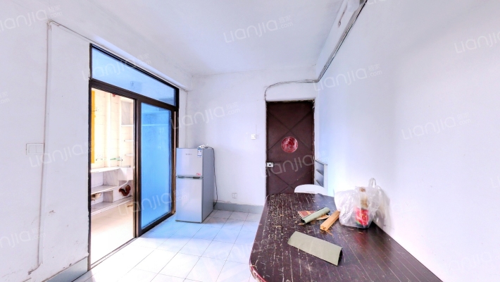 一开小区二手房实景图