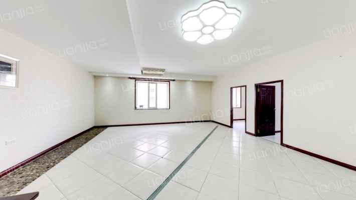 马迭尔大厦二手房实景图