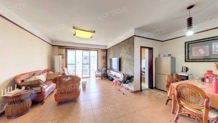 海天逸舍二手房实景图