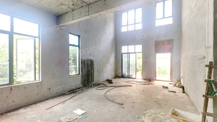 领岛二手房实景图