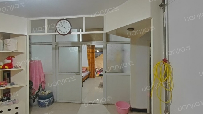 三中家属院二手房实景图