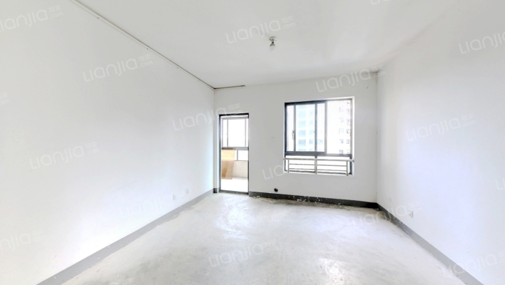 麟瑞雅苑二手房实景图