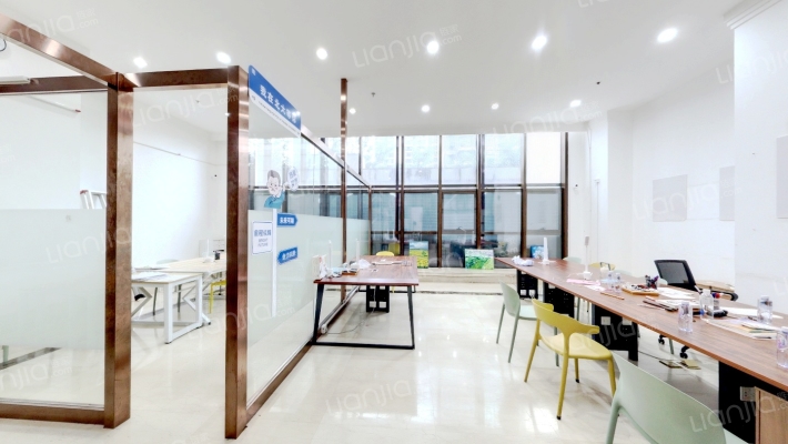 银聚祥邸二手房实景图