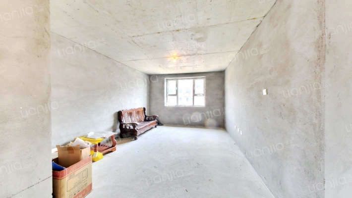 昌和岭秀小区二手房实景图