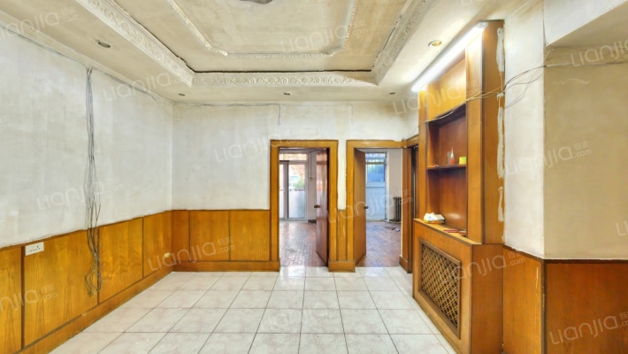 莹津里二手房实景图