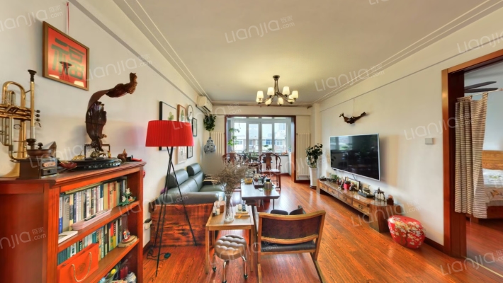 荣泰公寓二手房实景图