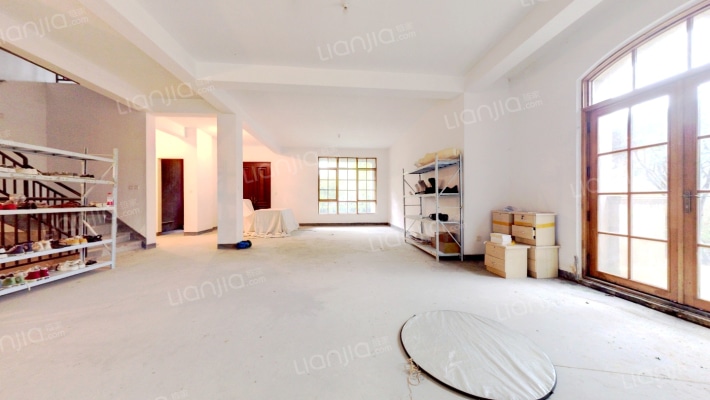 溪上玫瑰园二手房实景图