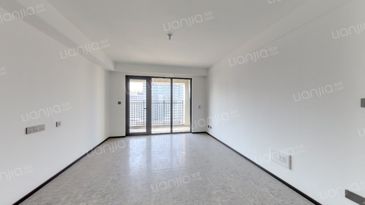 新华万科翡翠观海二手房实景图