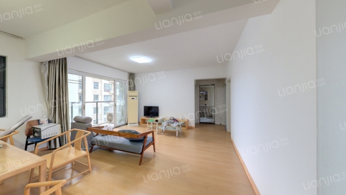 荣和大地二组团二手房实景图