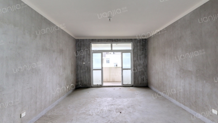 三港嘉苑南区二手房实景图