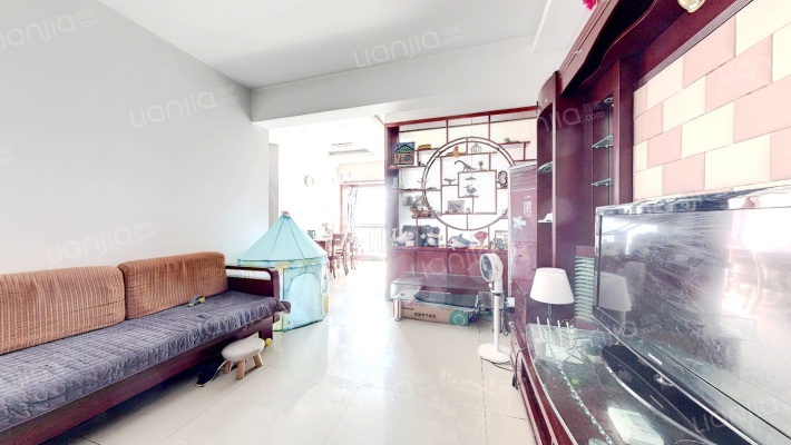 西雅图翡翠城二手房实景图