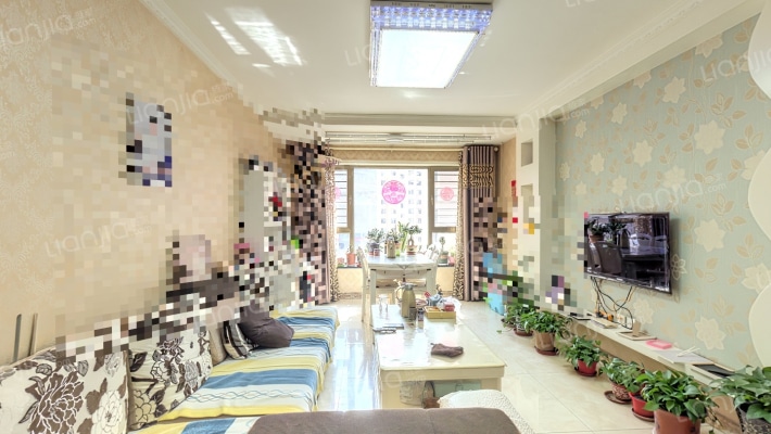 天昱凤凰城A区二手房实景图