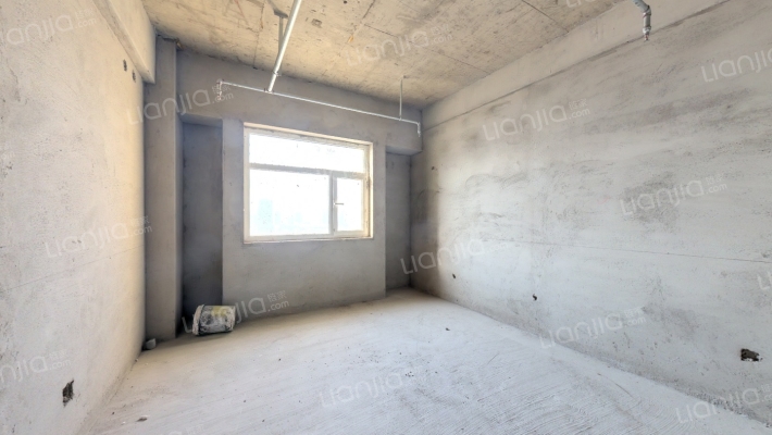 新城国际综合楼二手房实景图