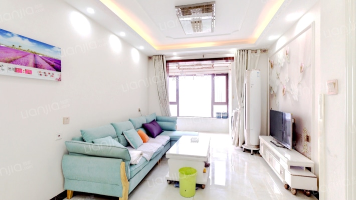 绿地滨湖国际八区二手房实景图