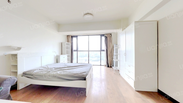 银座时代广场二手房实景图