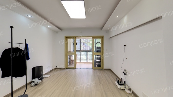 西子湖畔二手房实景图