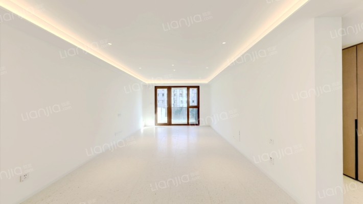 伟峰东域掬月府二手房实景图