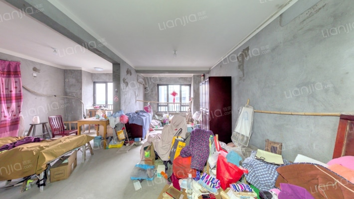 鸿翔湖畔景园二手房实景图