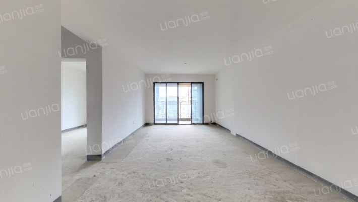 保利凤凰湾C区二手房实景图