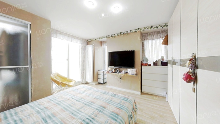 CFC长发中心二手房实景图