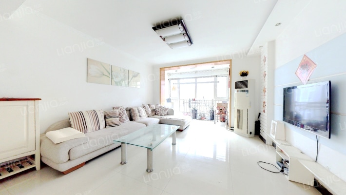 摩尔花园二手房实景图