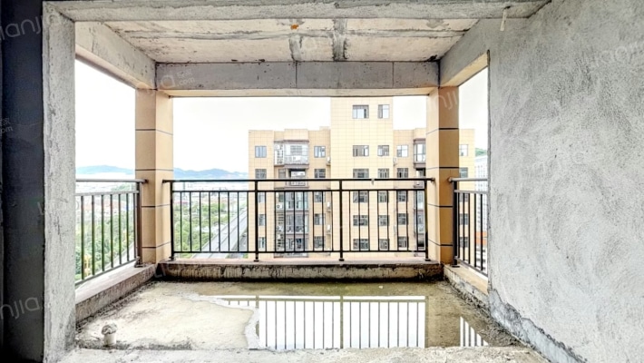 科进·御龙湾二手房实景图