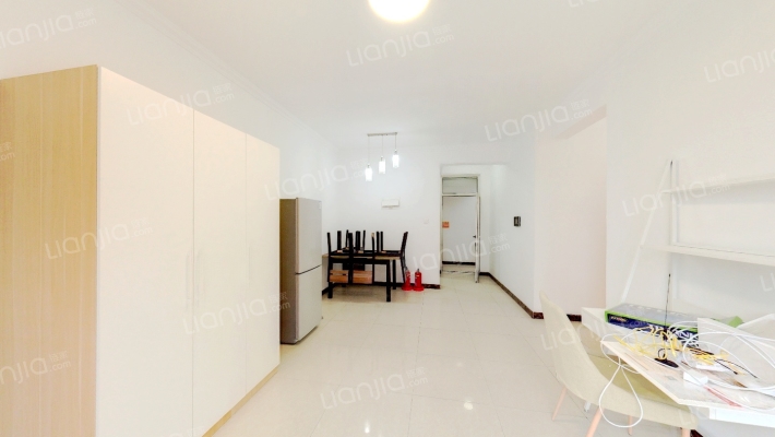 比华利国际城二期二手房实景图