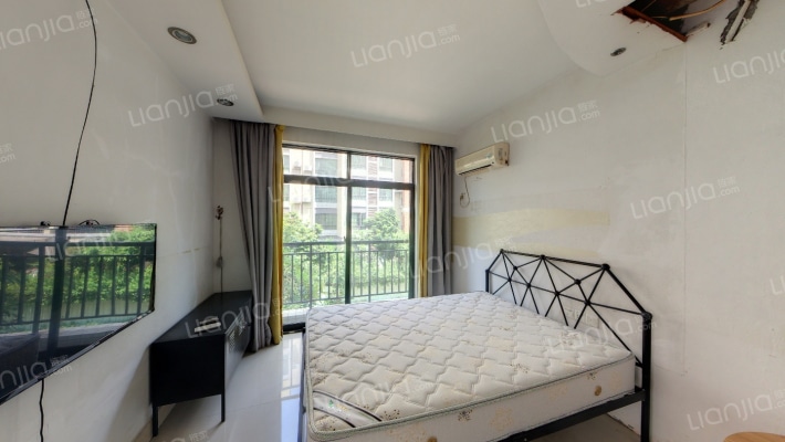 东凤穗茵庭二手房实景图